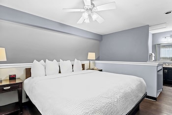 Suite, Multiple Beds, Non Smoking (with Sofabed, Full Kitchen)