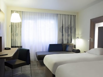 Classic Room, Multiple Beds (with 1 Daybed)