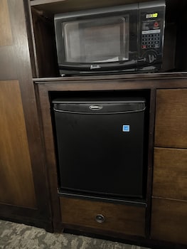 Room, Multiple Beds, Refrigerator & Microwave