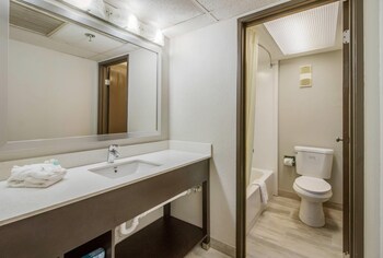 Suite, Multiple Beds, Non Smoking