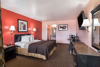 Standard Room, 1 Queen Bed, Non Smoking