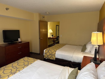 Suite, 2 Queen Beds, Non Smoking (One-Bedroom)