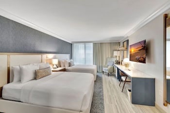 Standard Room, 2 Queen Beds, Garden View (Queen Balcony Garden View Accessible)