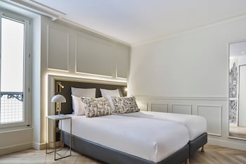 Classic Twin Room