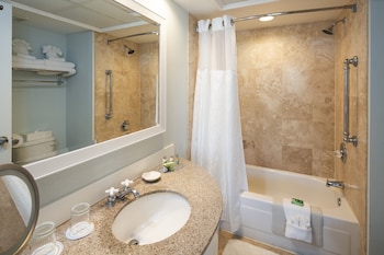 Room, 2 Queen Beds, Balcony (Tropical View)