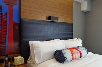 aloft, Room, 1 Queen Bed
