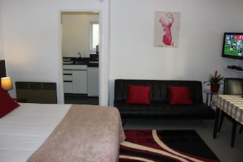 Standard Studio, Non Smoking, Kitchen (Studio Unit)