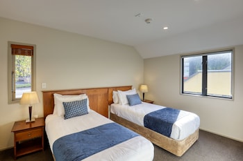 Two Bedroom Apartment with Balcony