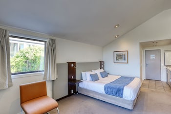 Studio Suite- King