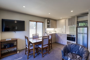 One Bedroom Apartment with Courtyard