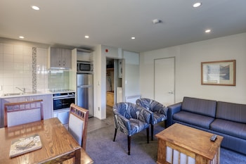 One Bedroom Apartment with Courtyard