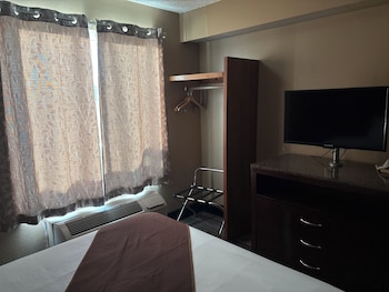 Room, 1 Queen Bed, Non Smoking