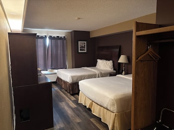 Suite, 2 Queen Beds, Non Smoking