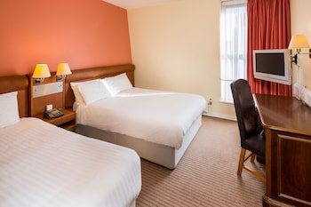 Family Room (Sleeps 3)