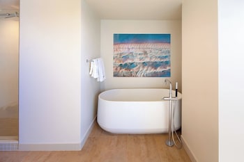 Executive Suite, 1 Bedroom, Bay View