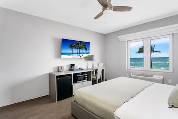 Ocean Front Room with King Bed