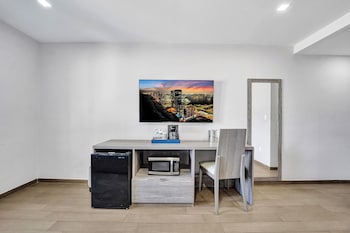 City View Room with King Bed