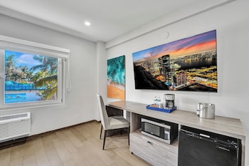 Partial Ocean View Room with King Bed