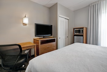 Suite, 1 King Bed, Non Smoking