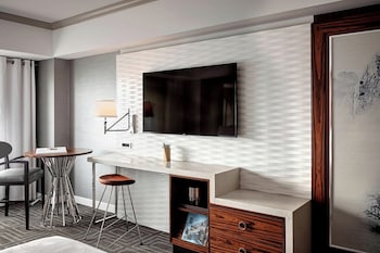 Executive Room, 1 King Bed