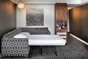 Studio Suite, 1 King Bed with Sofa bed