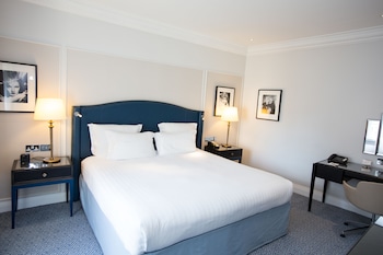 Executive Suite, 1 King Bed (Lounge Access)