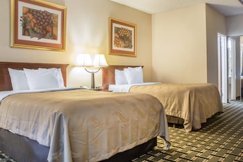 Standard Room, 2 Double Beds, Non Smoking