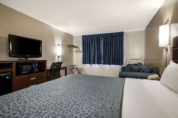 Standard Room, 1 King Bed with Sofa bed, Non Smoking (Upper Floor, No Pets)