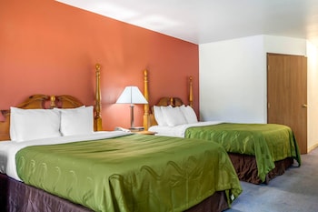 Room, 2 Queen Beds, Accessible, Non Smoking