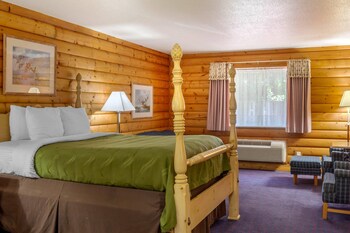 Suite, 1 Queen Bed, Non Smoking