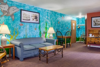 Suite, 2 Queen Beds, Non Smoking