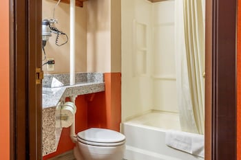 Suite, 1 Queen Bed, Non Smoking