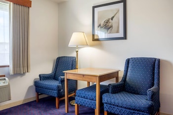 Standard Room, 2 Queen Beds, Non Smoking