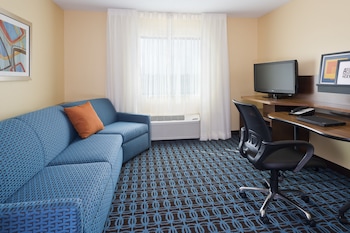Executive Suite, 1 King Bed with Sofa bed, Mobility Accessible, Non Smoking (Bathtub W/grab Bars)