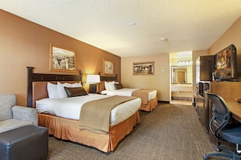 Standard Room, Multiple Beds, Non Smoking, Refrigerator & Microwave