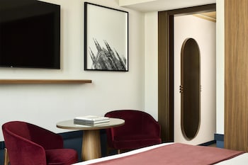 Family Suite (2AD+2CH)