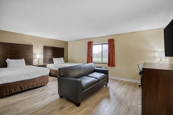 Standard Room, 2 Queen Beds, Non Smoking (Larger Room;with Sofabed)