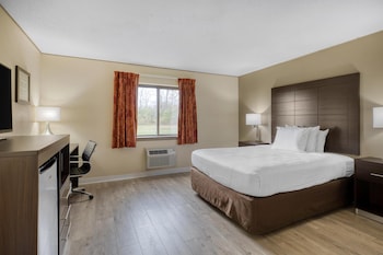 Standard Room, 1 Queen Bed, Accessible, Bathtub