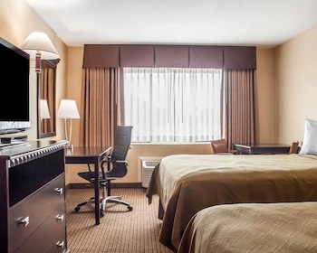 Room, 2 Double Beds, Accessible, Smoking