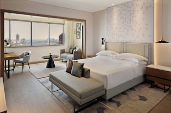 Suite, 2 Bedrooms (View)