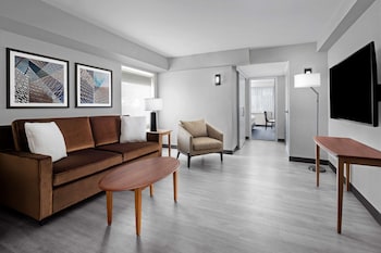 Junior Single Room, 1 King Bed with Sofa bed, Corner