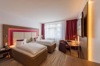 Standard Room, 1 Double Bed, Park View