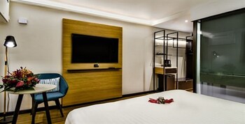 Executive Queen Room