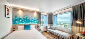 Executive Queen Room