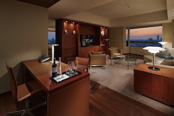 Suite, 2 Twin Beds (Diplomat)