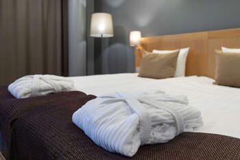 Superior Room, 1 King Bed with Sofa bed
