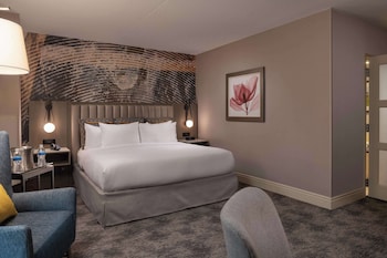 Room, 1 King Bed, Jetted Tub