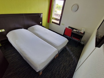 Standard Room, 2 Twin Beds