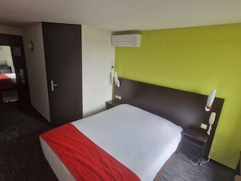 Standard Room, 1 Double Bed