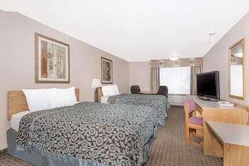 Standard Room, 2 Queen Beds, Non Smoking